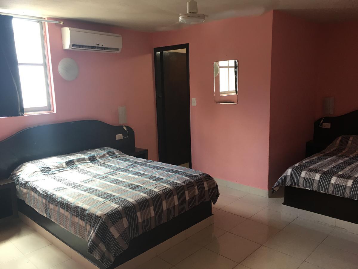Oyo Del Prado Hotel *